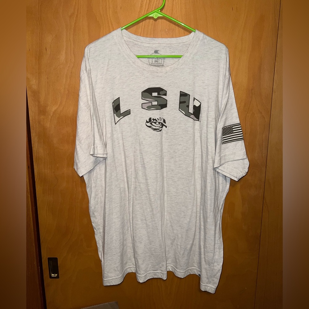 NWOT LSU camo tee 3x